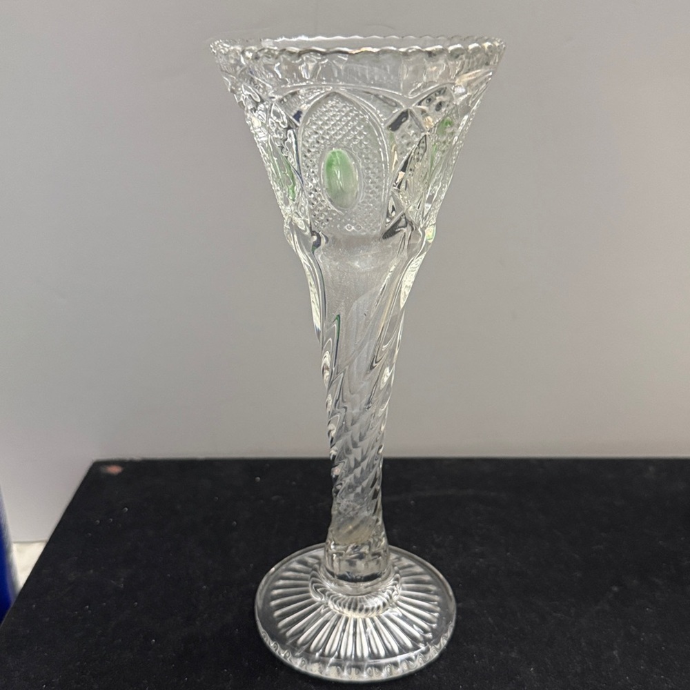 Antique EAPG Green Stained Bud Vase: Glass New Hampshire Bent Buckle, 1903 8.25”